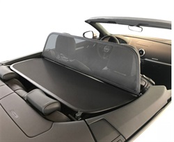  Windbreaker Audi A3 13-20 vindstop, Stelnr. 8V7,  dobbelt ramme, med kunstlæderbeklædt ramme..  